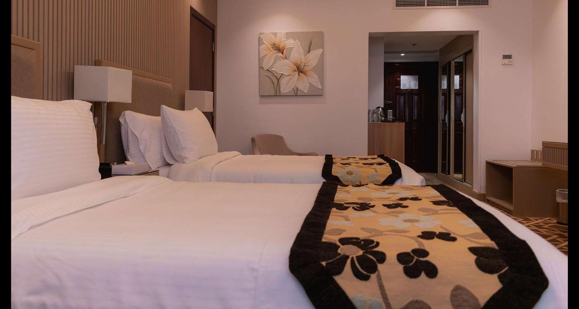 Best Western Plus Jeddah Hotel Madinah Road エクステリア 写真